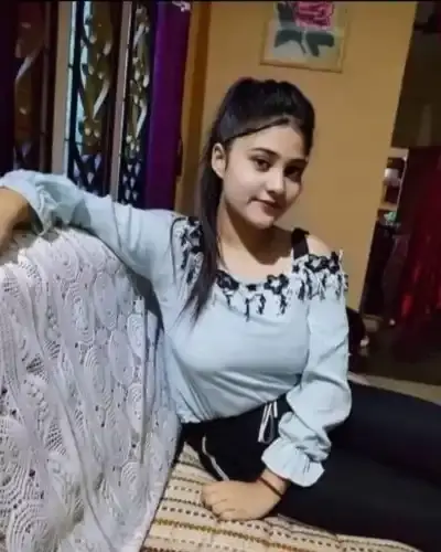 Call Girls Service in Shyamla Hills